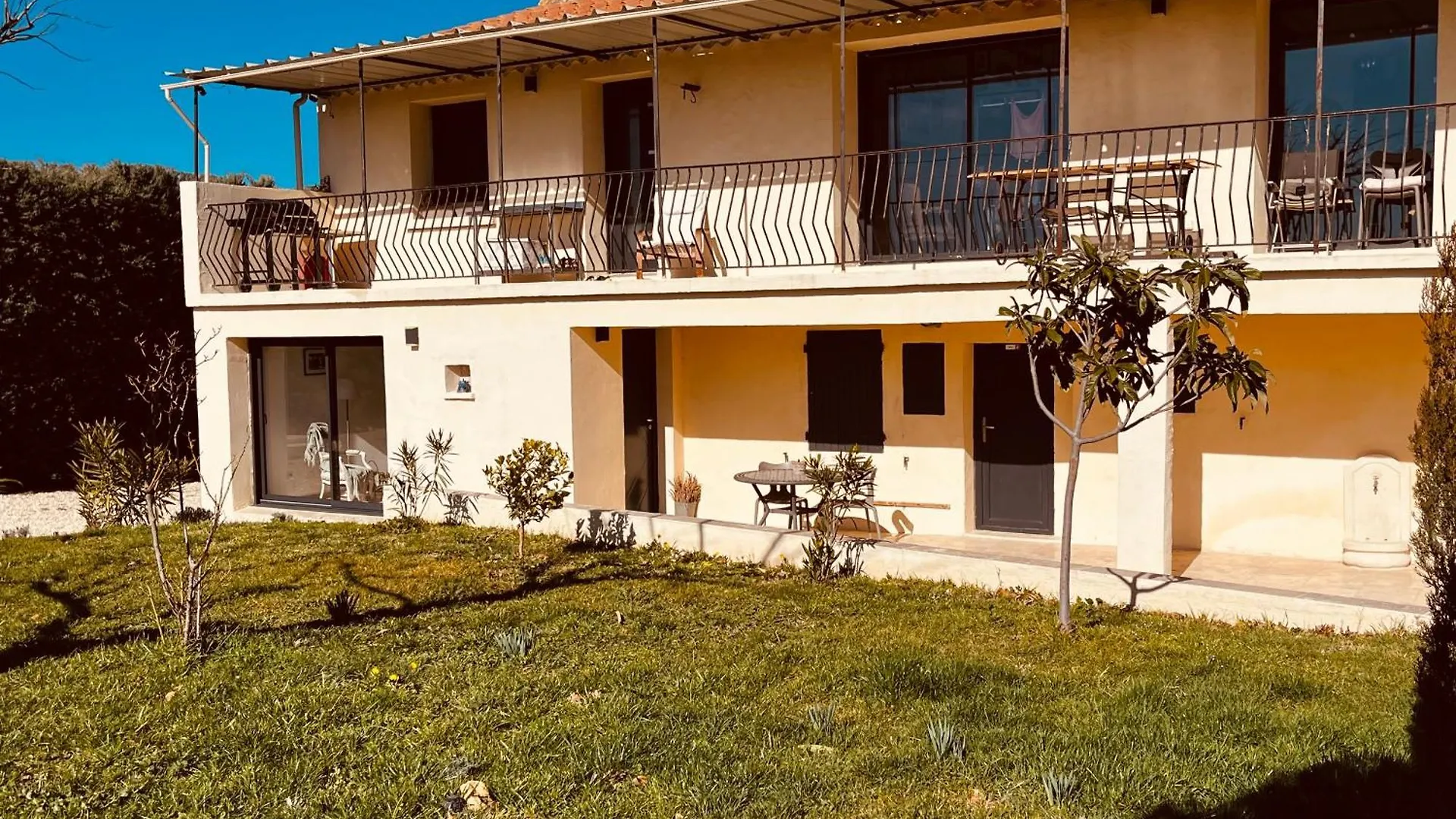 Gite De Charme Chez Nel Et Flo Valreas France